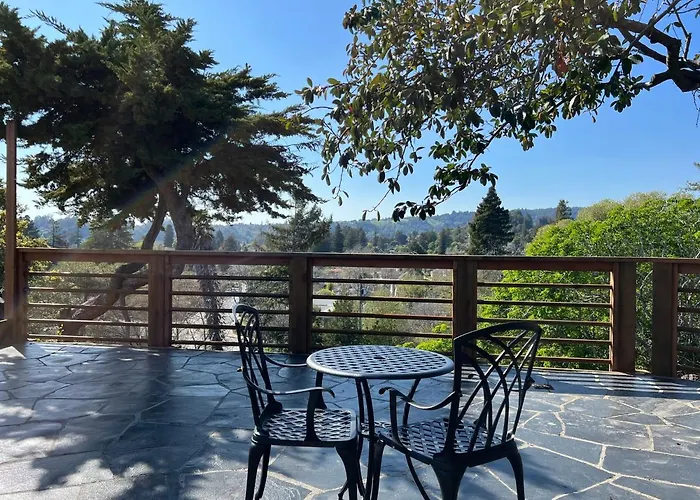 The Midtown Cottage- W/ Private Entrance And Views